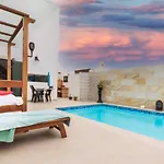 Romantico Con Piscina Privada Solo Ti アパート *